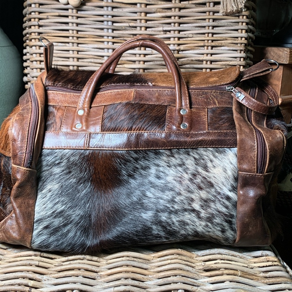 LEATHER BAG